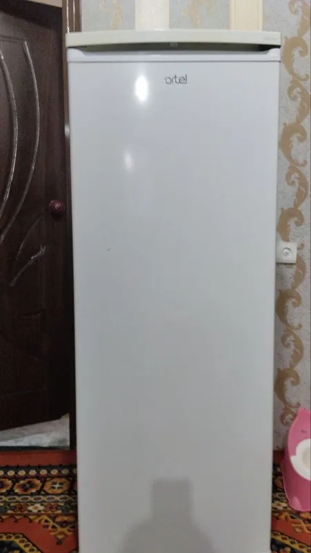 продаётся холодильник 1