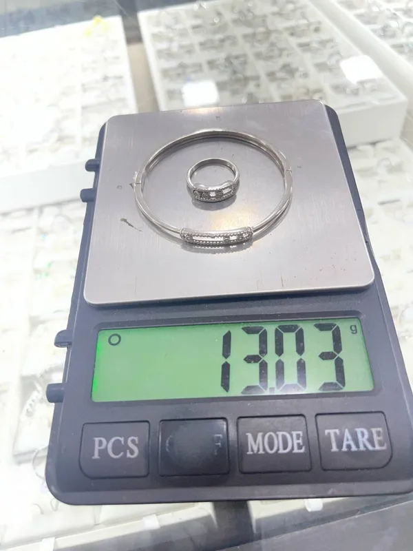 Serebriniy messika nabor 925 proba