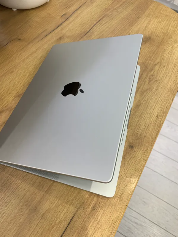 Macbook Pro M1 pro 3 Macbook Pro M1 pro 3