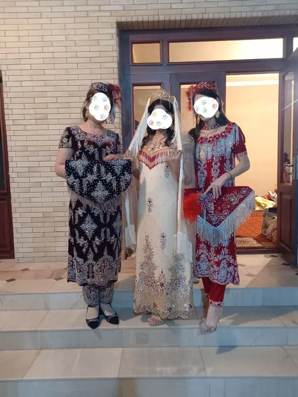 Женское платье 2 Женское платье 2