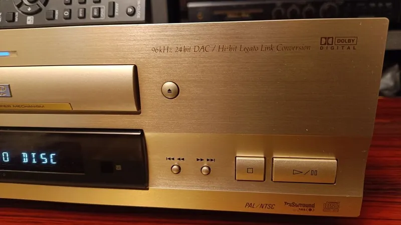 СД/ДВД проигрыватель Pioneer DV-717 3 СД/ДВД проигрыватель Pioneer DV-717 3