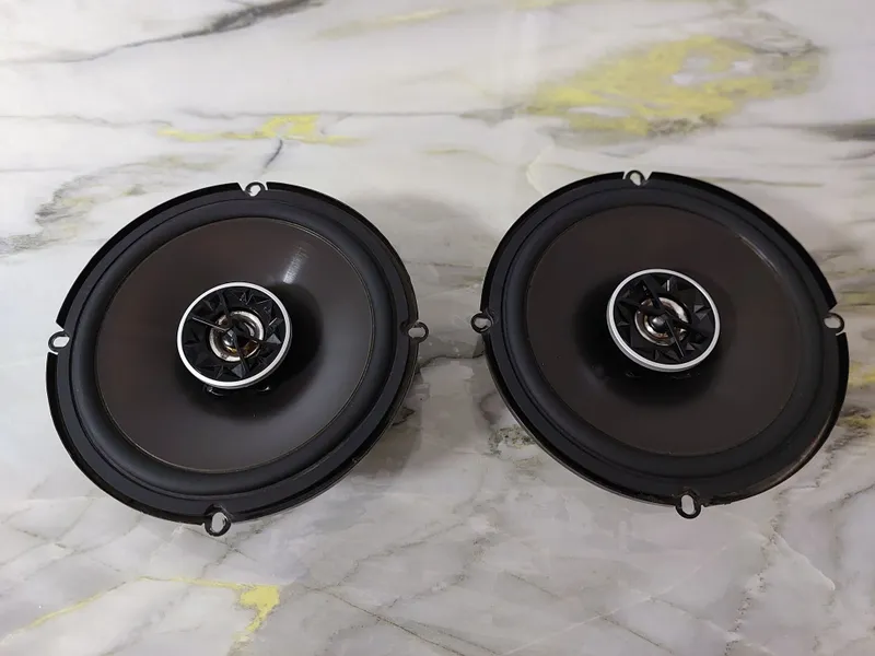 Оригинал JBL калонка нексия 3 га бирга бир тушади орқасига — фото 2