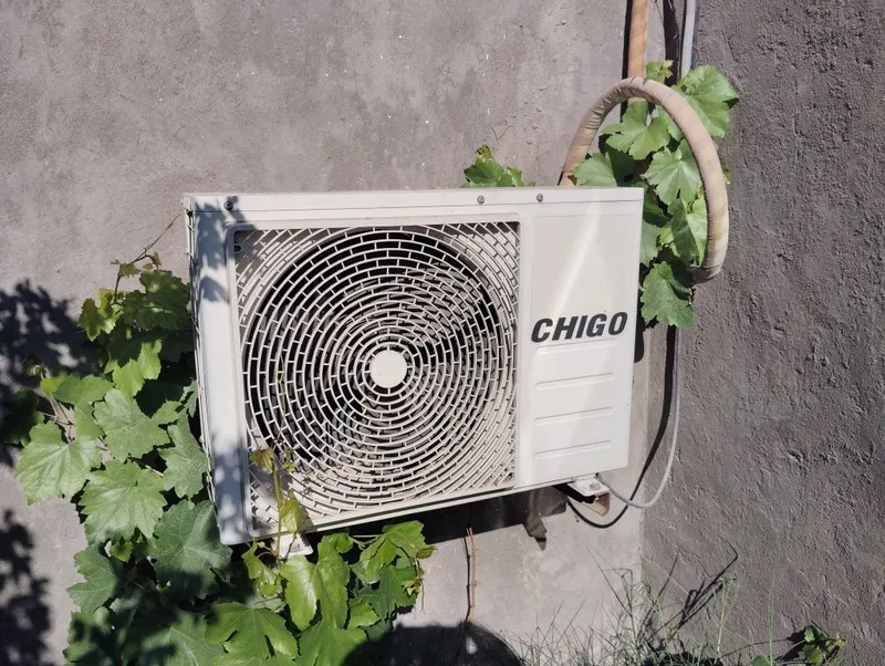 Продам кондиционер CHIGO б/у девятка — фото 1