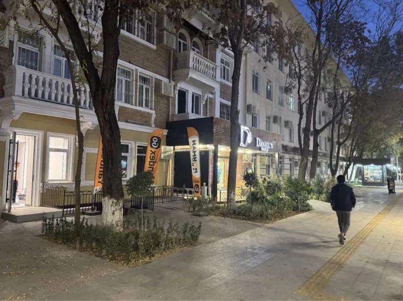 Шота Руставели|Парк Бобура|50м²|Вдоль дороги|Бутик|Шоурум|Авиакасса — фото 1