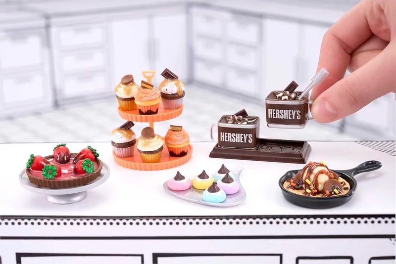 MGA Make It Mini Food Hershey, мини еда, игра — фото 3