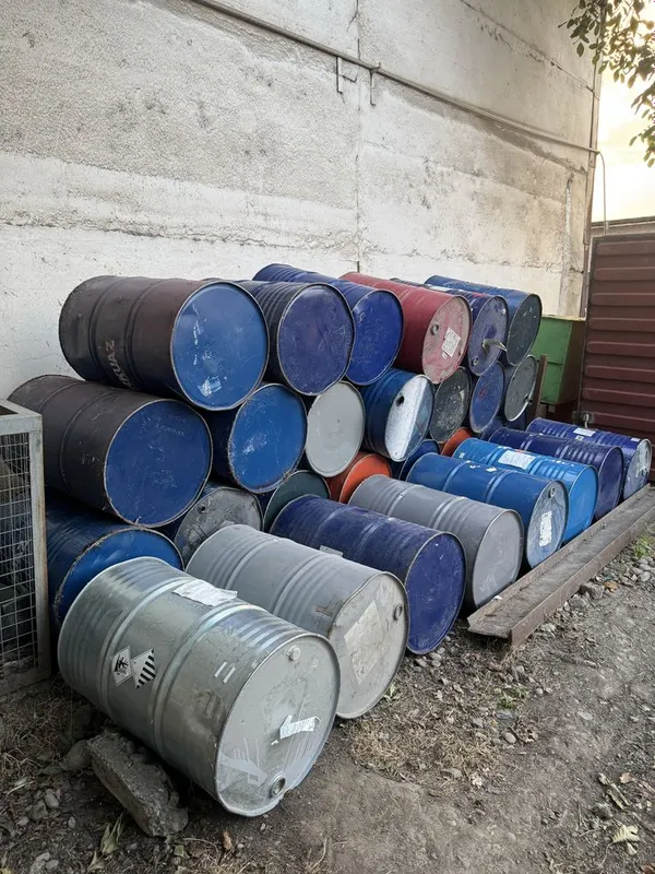 Bochka sotiladi 200 leturli 3 Bochka sotiladi 200 leturli 3