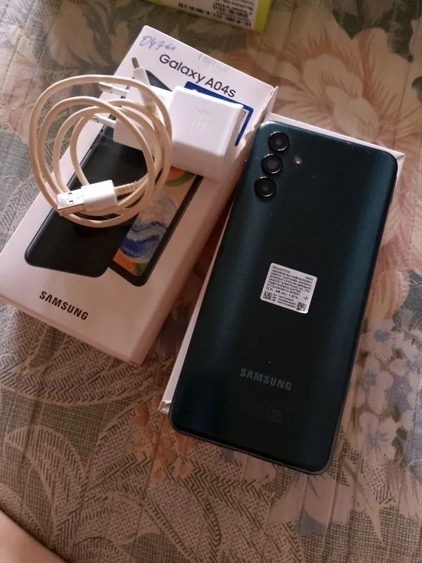 Планшет: Galaxy Tab E ( Samsung ) Телефон: Galaxy A04s