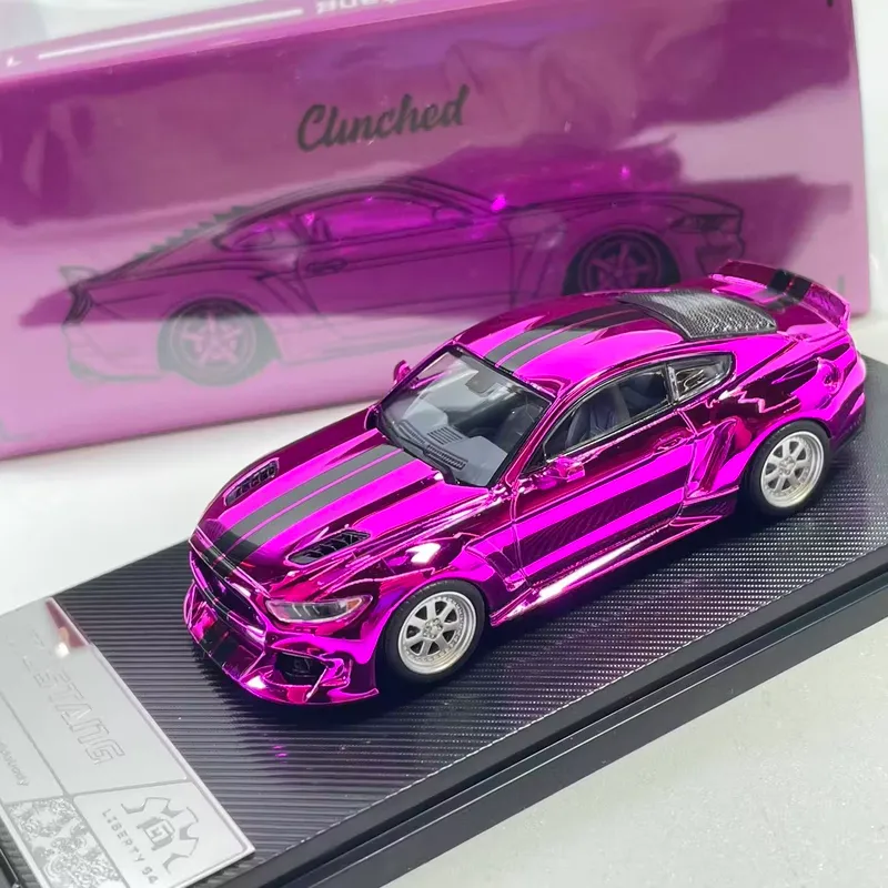 1:64 Ford Mustang машинка игрушка коллекция 7 1:64 Ford Mustang машинка игрушка коллекция 7