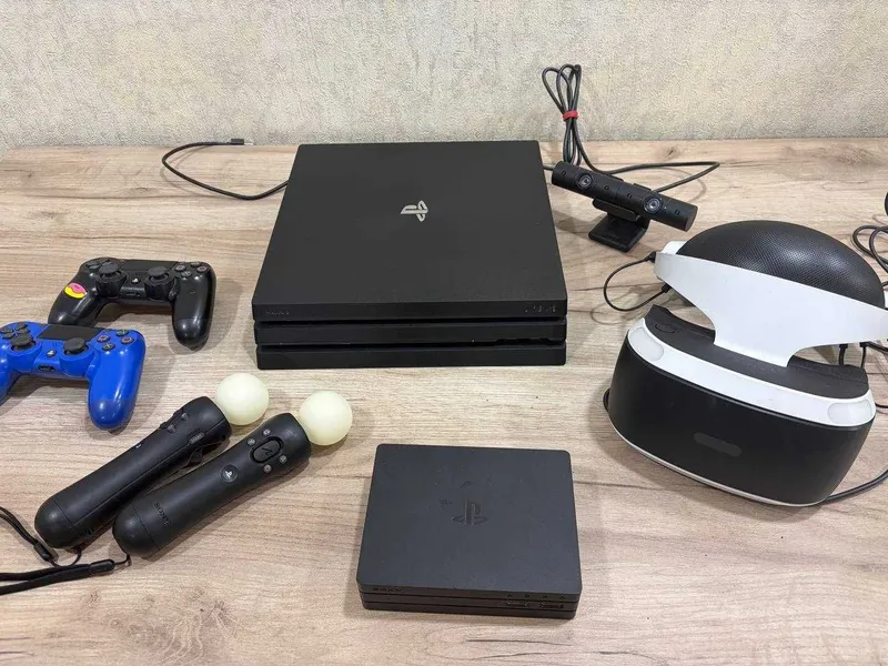 PlayStation 4PRO 1TB+VR+2 джойстика+2 move-контроллера+6 дисков PlayStation 4PRO 1TB+VR+2 джойстика+2 move-контроллера+6 дисков