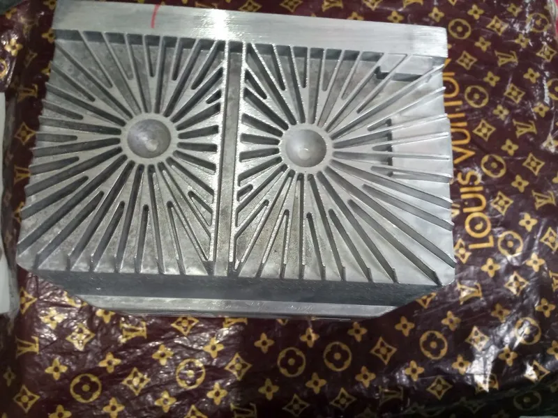 Byd yuan up medi bolc 1 Byd yuan up medi bolc 1