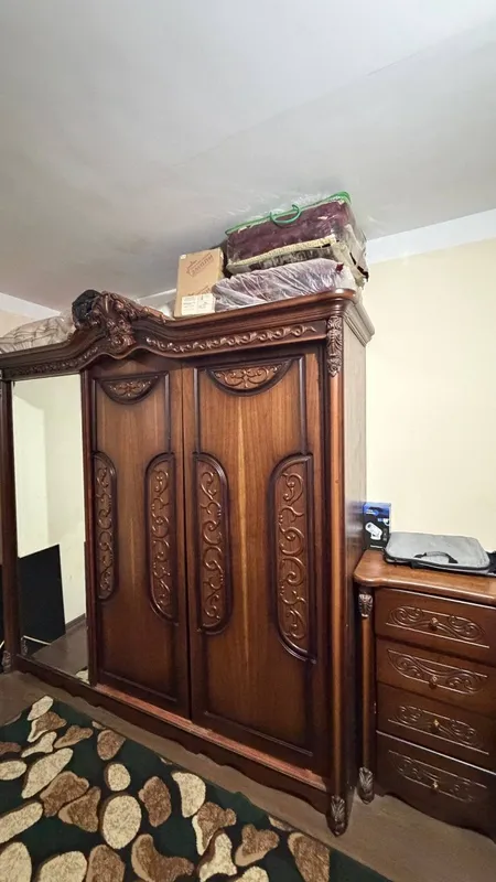 Продаю двухместную кровать,шкаф и стенку — фото 2