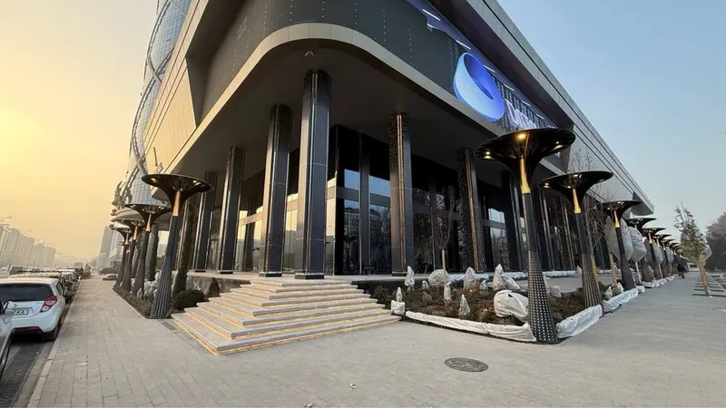 “Piramit Tower” Нежилое 1й этаж 508м2 + 100м2 Терраса