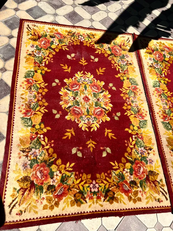 Gilam yaxshi holatda 1