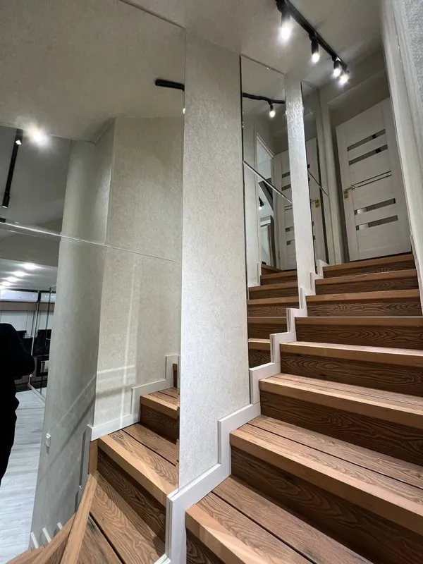 ПРОДАЁТСЯ КВАРТИРА 3/8-9/9 в ЖК Golden House Ц-2 ор-р Алайский — фото 2
