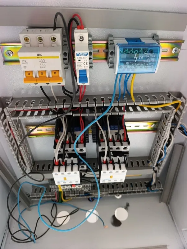 Elektrik 24/7 TEZ xizmati YORITISH VA NOSOZliklarni tuzatib berish 4 Elektrik 24/7 TEZ xizmati YORITISH VA NOSOZliklarni tuzatib berish 4