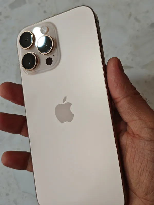 iPhone 16 Pro Max Desert Titanium, 256 ГБ 5