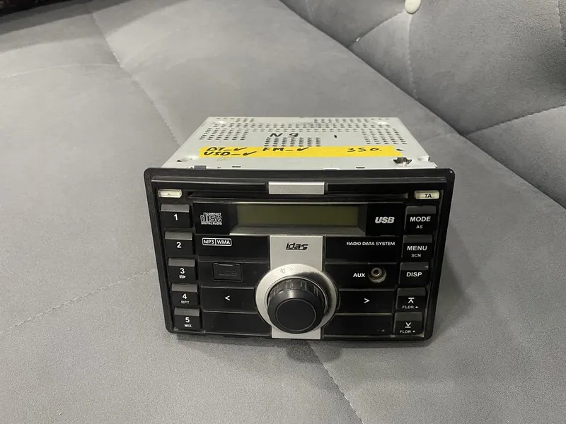 Nexia 2 zavod B/u magnitafon Blutus o’rnatilgan va Usb aux radiosi bor