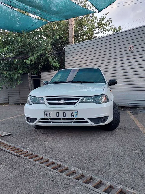 Nexia 2, 1.6 DONS Super, sotiladi.