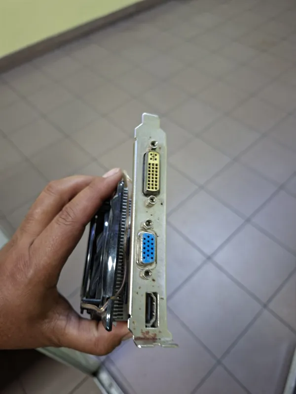 gt430 1gb vidyo karta xolati va ishlashi zor aybi yoq kimga kerey bols — фото 3