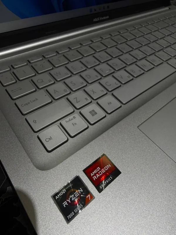 Asus Vivobook 17 2 Asus Vivobook 17 2