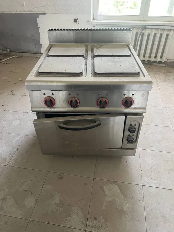 Gaz plitala sotiladi 2 ta bor 2 Gaz plitala sotiladi 2 ta bor 2