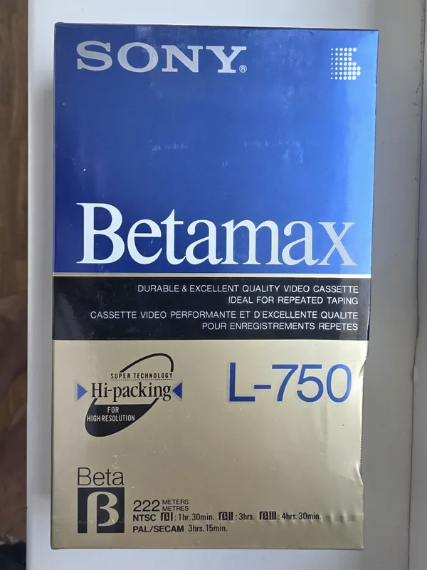 Продаються кассеты Sony Betamax L-750