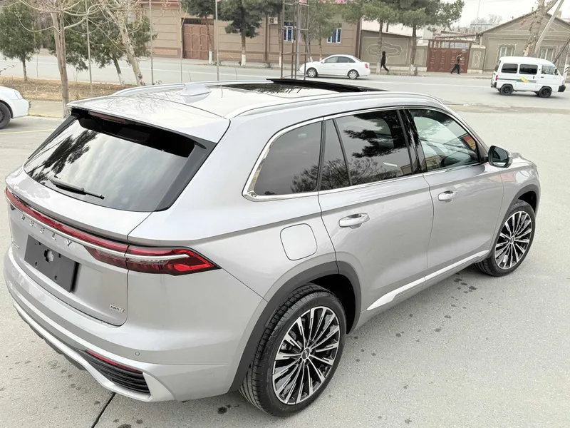 Geely Monjaro 2.0 turbo Geely Ferghana — фото 4