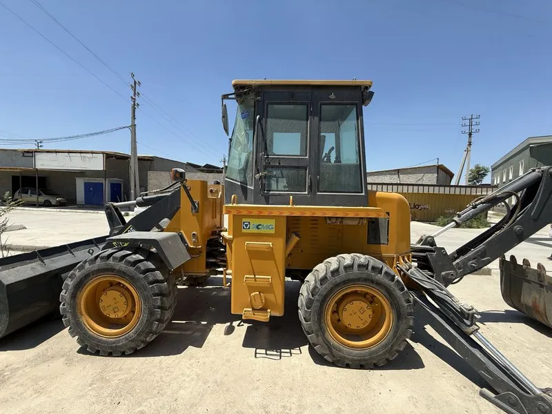 XCMG WZ30-25 Ekskavator-yuklagich 3