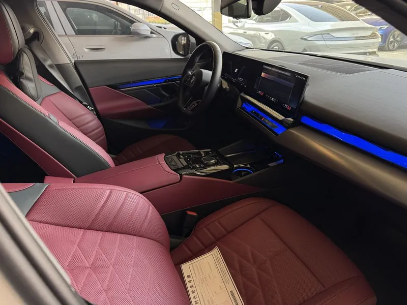 BMW i5 35L srochno 4 BMW i5 35L srochno 4