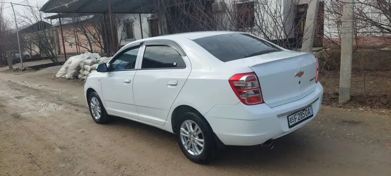 Chevrolet Cobalt 2024 avtomat — фото 3