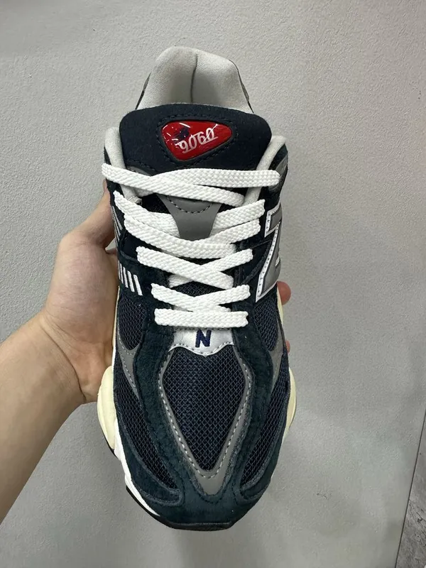 New Balance(9060) кросовки — фото 1