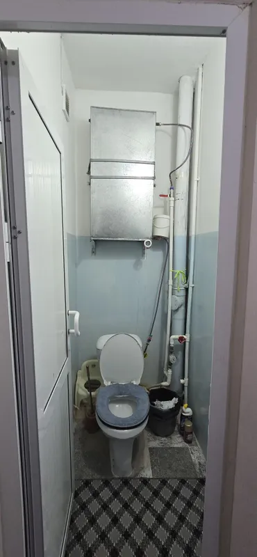 Qarshi shaharda 4 xonali uy srochna sotiladi. 7