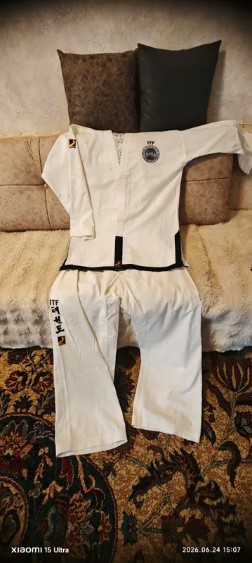 Taekwondo uchun kimono va ko‘ylak sotaman 1 Taekwondo uchun kimono va ko‘ylak sotaman 1