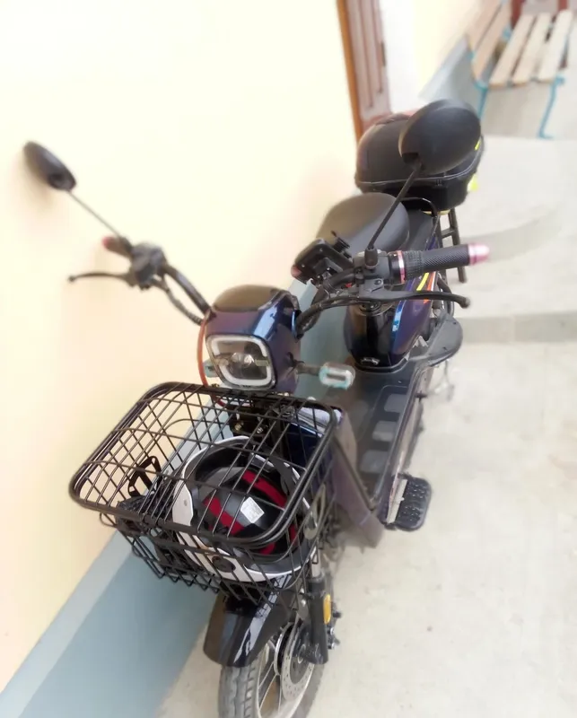Skuter sotiladi yangi 2