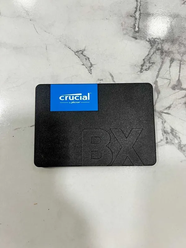 SSD SATA накопитель 240 GB 2 SSD SATA накопитель 240 GB 2