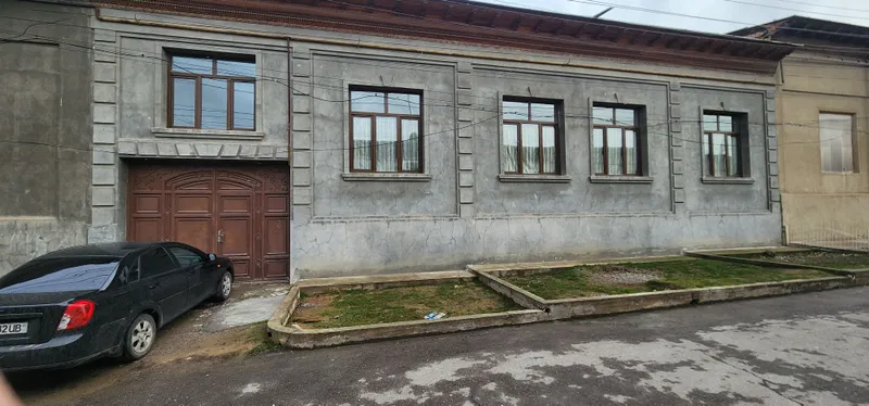 Natarus kochada istiqlol mahalla 8 sotih 7 hona , suv, svet, gaz