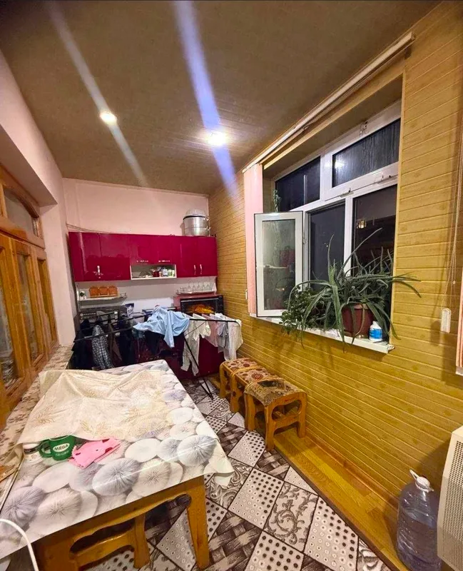4 xonali kvartira sotiladi 7