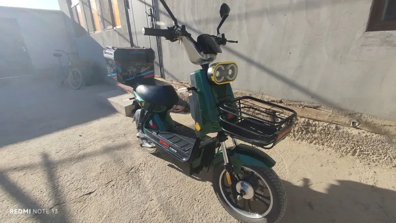 Elektroskuter Bonvi