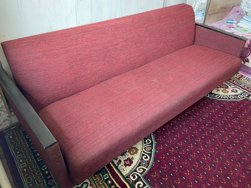 Divan kreslo sotiladi 3 Divan kreslo sotiladi 3