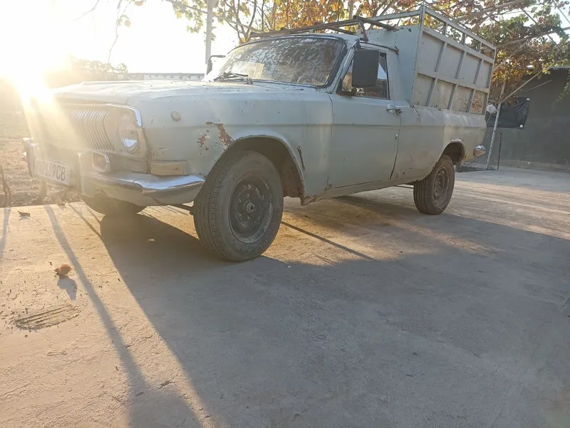 Volga gaz 24 10 furgon
