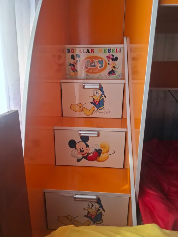 ikki etajli divan. 4 ikki etajli divan. 4