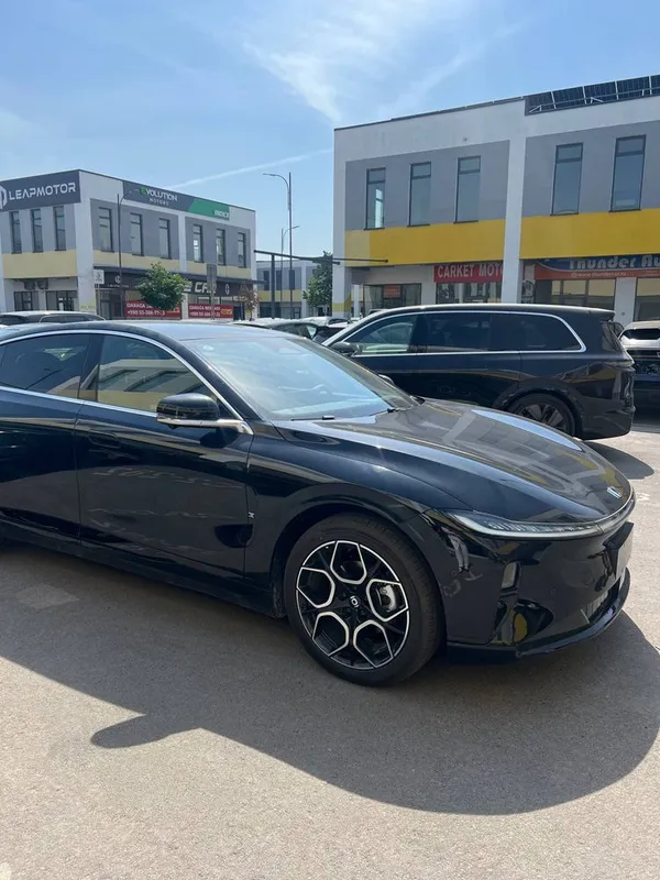 Changan nove A 07 yili 2025 — фото 1