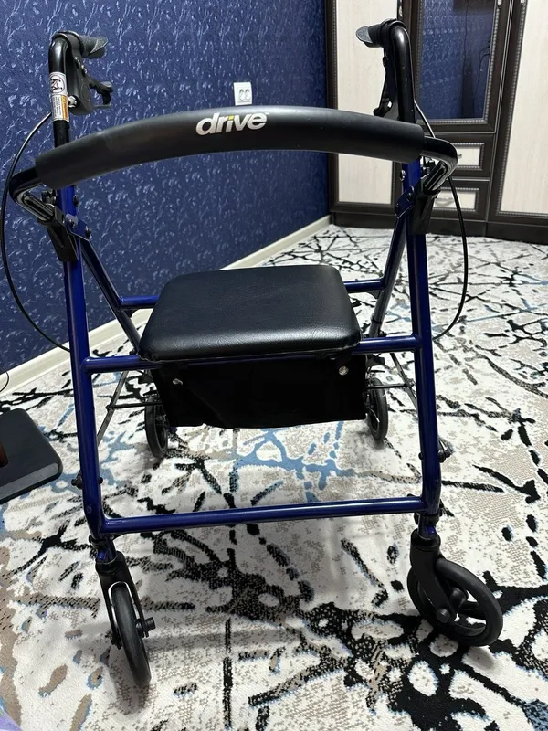 Ходунки Drive medical rollator — фото 3