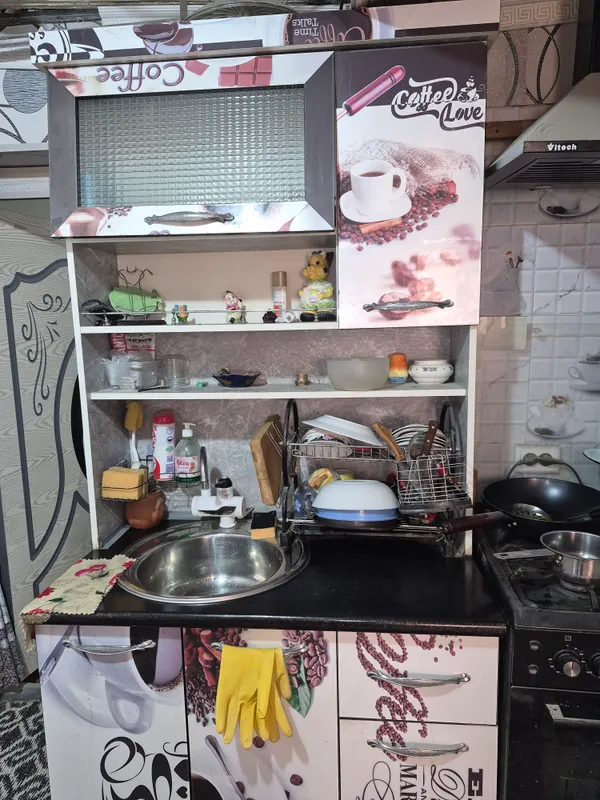 продаётся кухонный гарнитур 2