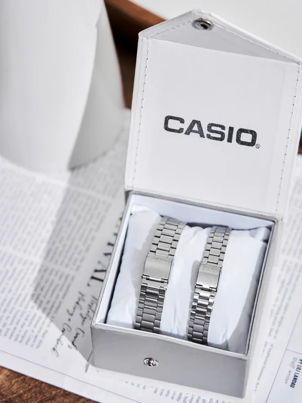 Soat casio, para juft soatlar zamonaviy kvadrat — фото 2