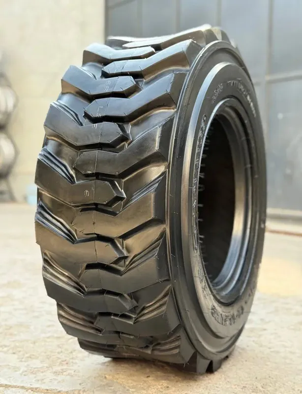 Качественная шина Roadbuster Advance 12-16.5 3 Качественная шина Roadbuster Advance 12-16.5 3