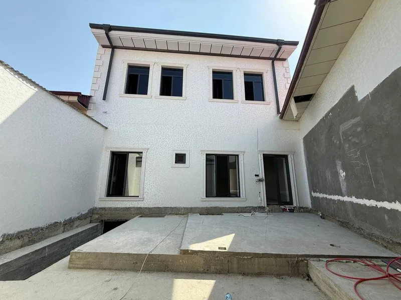 MARKAZDAN 2 QAVATLI 2.5 SOTIQ MAYDONGA ega hovli sotiladi #a954 5 MARKAZDAN 2 QAVATLI 2.5 SOTIQ MAYDONGA ega hovli sotiladi #a954 5