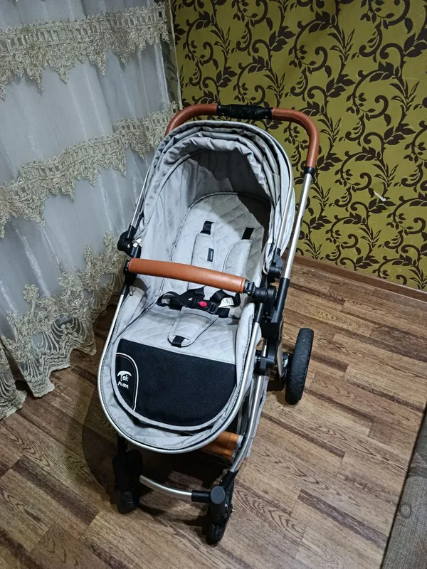 Детская коляска новый 2