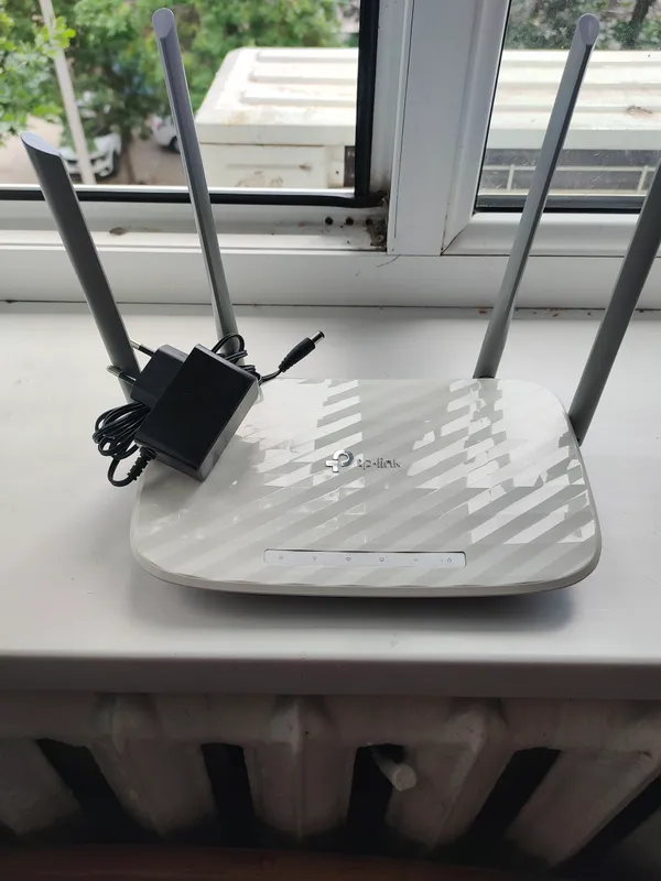 WiFi router tp-link Archer C50 1 WiFi router tp-link Archer C50 1