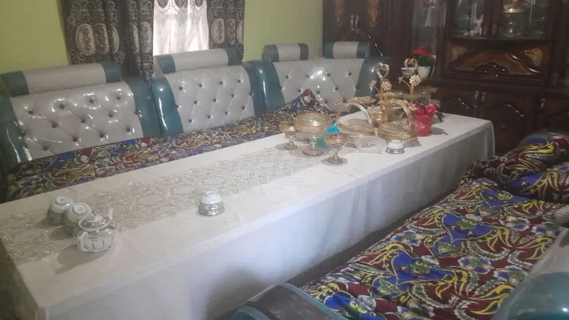 ugalok va steknka sotiladi 1 ugalok va steknka sotiladi 1